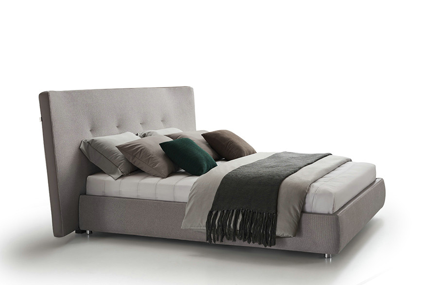 Upholstered Wingback Bed King Tomsk Trendy Design Light Grey