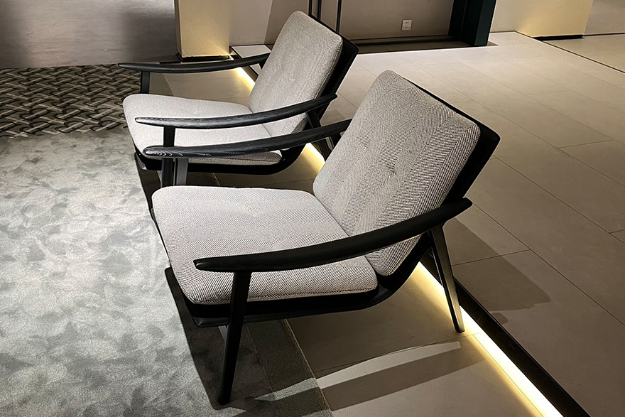 minimalist armchair L23XY X005 Finn 03